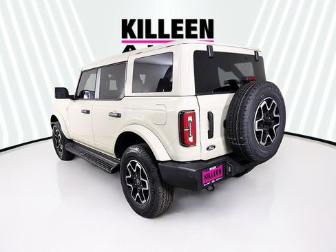 New 2026 Ford Bronco Outer Banks image 5