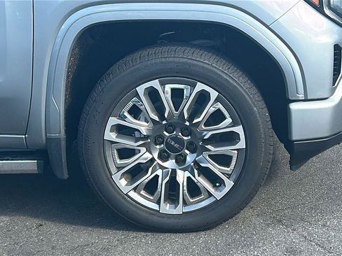 Certified 2024 GMC Sierra 1500 Denali Ultimate image 10