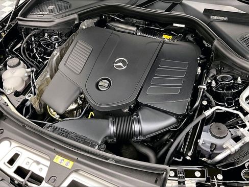 Used 2026 Mercedes-Benz GLC 300 image 30