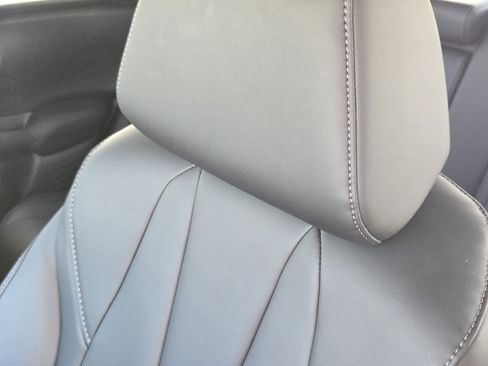 Certified 2025 Acura ADX AWD image 22