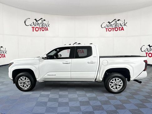 Used 2026 Toyota Tacoma SR5 RWD image 4