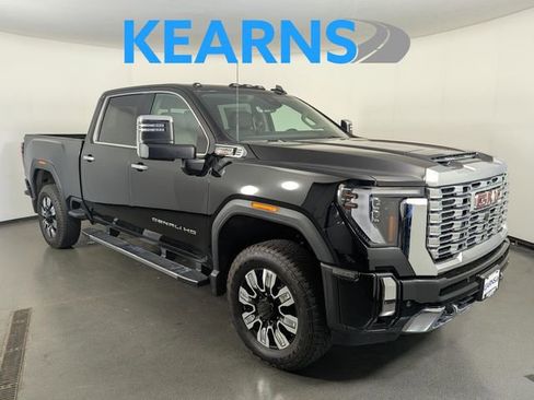 Used 2025 GMC Sierra 2500 Denali w/ Technology Package AWD/4WD image 1
