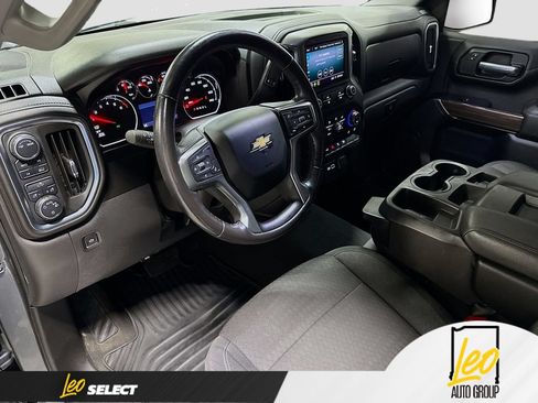 Used 2021 Chevrolet Silverado 1500 LT AWD/4WD image 12