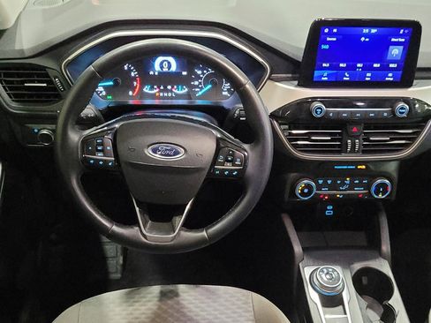 Used 2022 Ford Escape SE w/ Cold Weather Package image 22