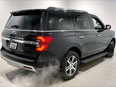 Used 2024 Ford Expedition Limited image 5