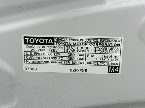 Used 2022 Toyota Prius Prime XLE FWD image 20