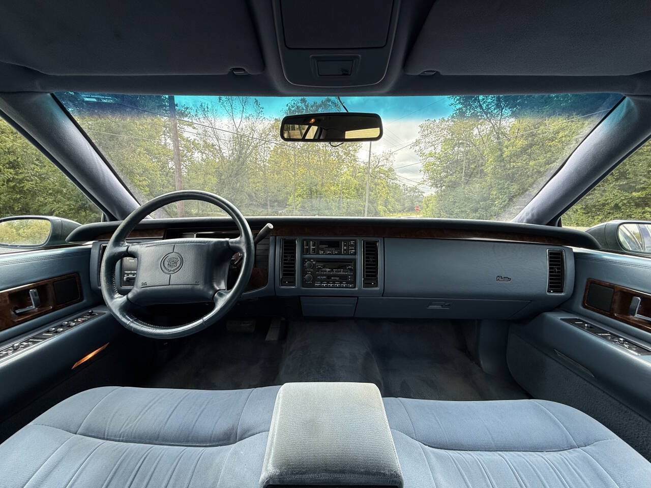 Used 1994 Cadillac Fleetwood Brougham RWD image 17