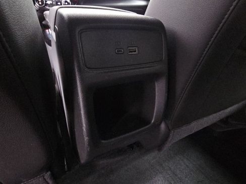 Used 2024 Chevrolet Trax RS FWD image 30