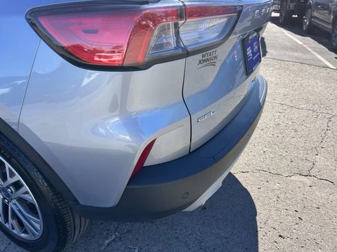 Used 2022 Ford Escape SEL w/ Technology Package image 12