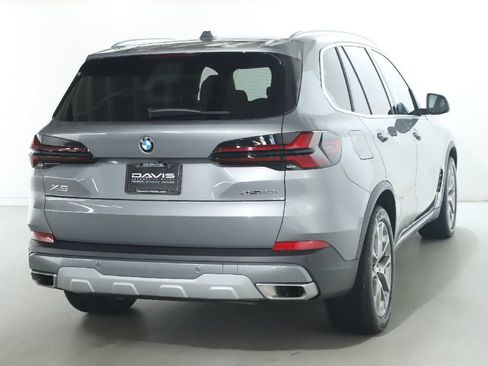 Used 2025 BMW X5 xDrive40i w/ Climate Comfort Package AWD/4WD image 9
