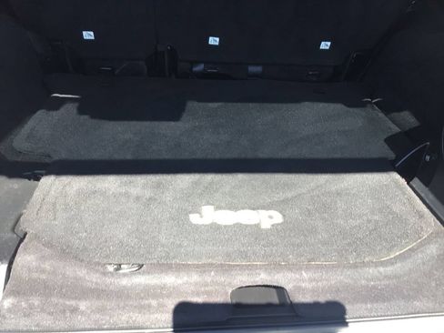 Used 2014 Jeep Wrangler Unlimited Sahara w/ Dual Top Group AWD/4WD image 13
