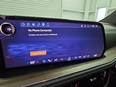 Used 2026 Chevrolet Tahoe High Country AWD/4WD image 16
