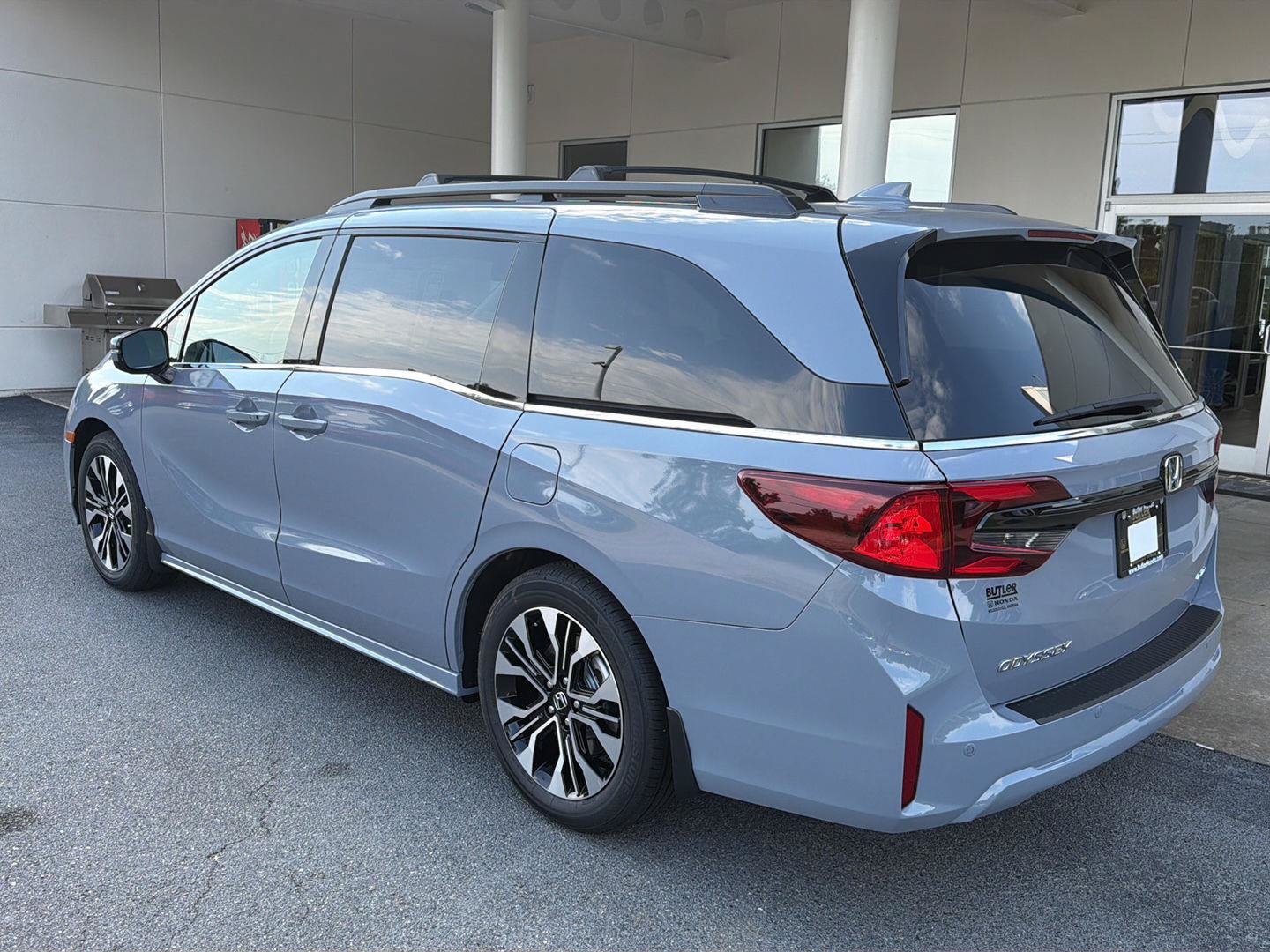 New 2026 Honda Odyssey Elite image 4