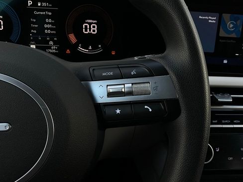 Used 2025 Hyundai Tucson SEL image 35