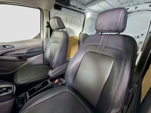 Used 2023 Ford Transit Connect XL image 11
