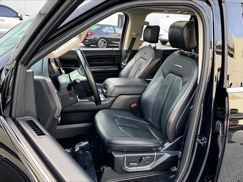 Used 2020 Ford Expedition Platinum image 7