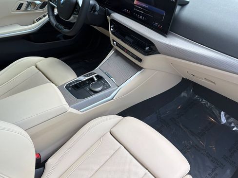 Certified 2025 BMW 330i xDrive Sedan w/ Premium Package image 19