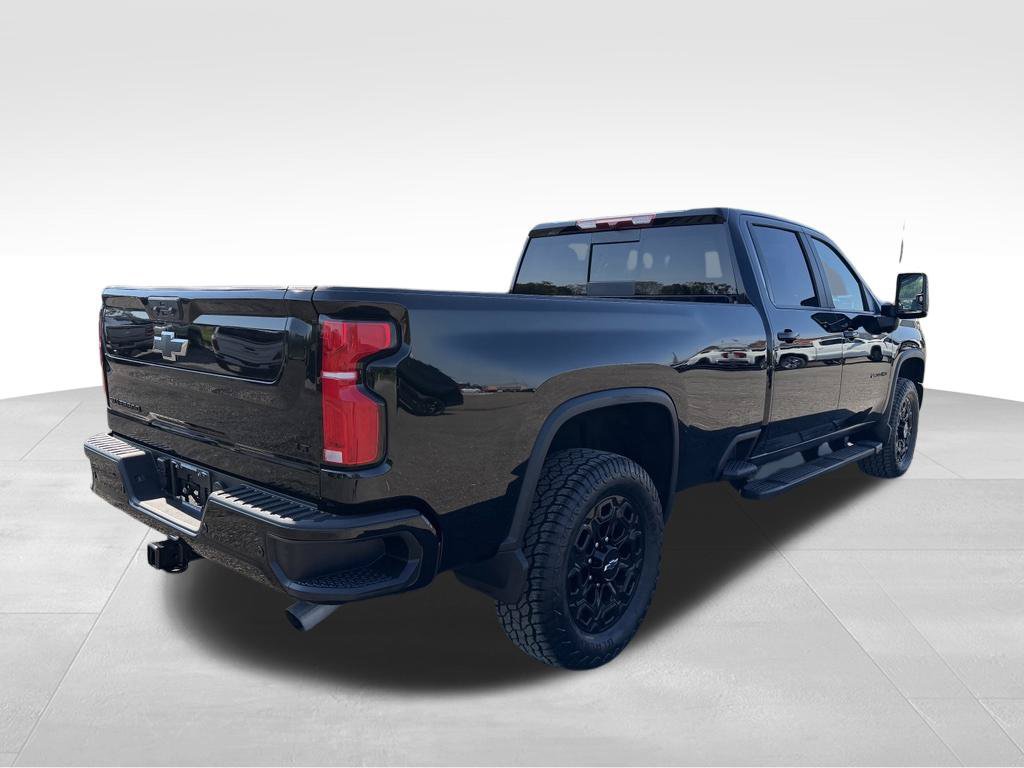 Used 2024 Chevrolet Silverado 2500 LT w/ Midnight Edition AWD/4WD image 20