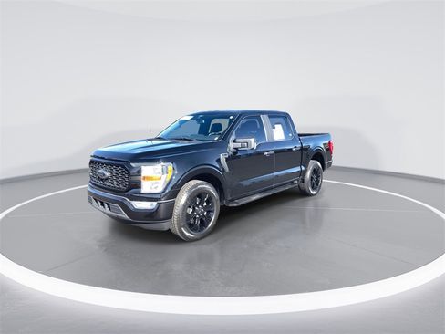 Used 2022 Ford F150 XL w/ STX Black Appearance Package image 4