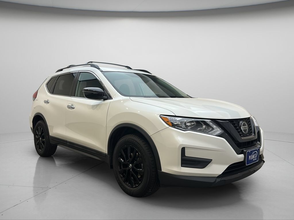 Used 2018 Nissan Rogue SV AWD/4WD image 1