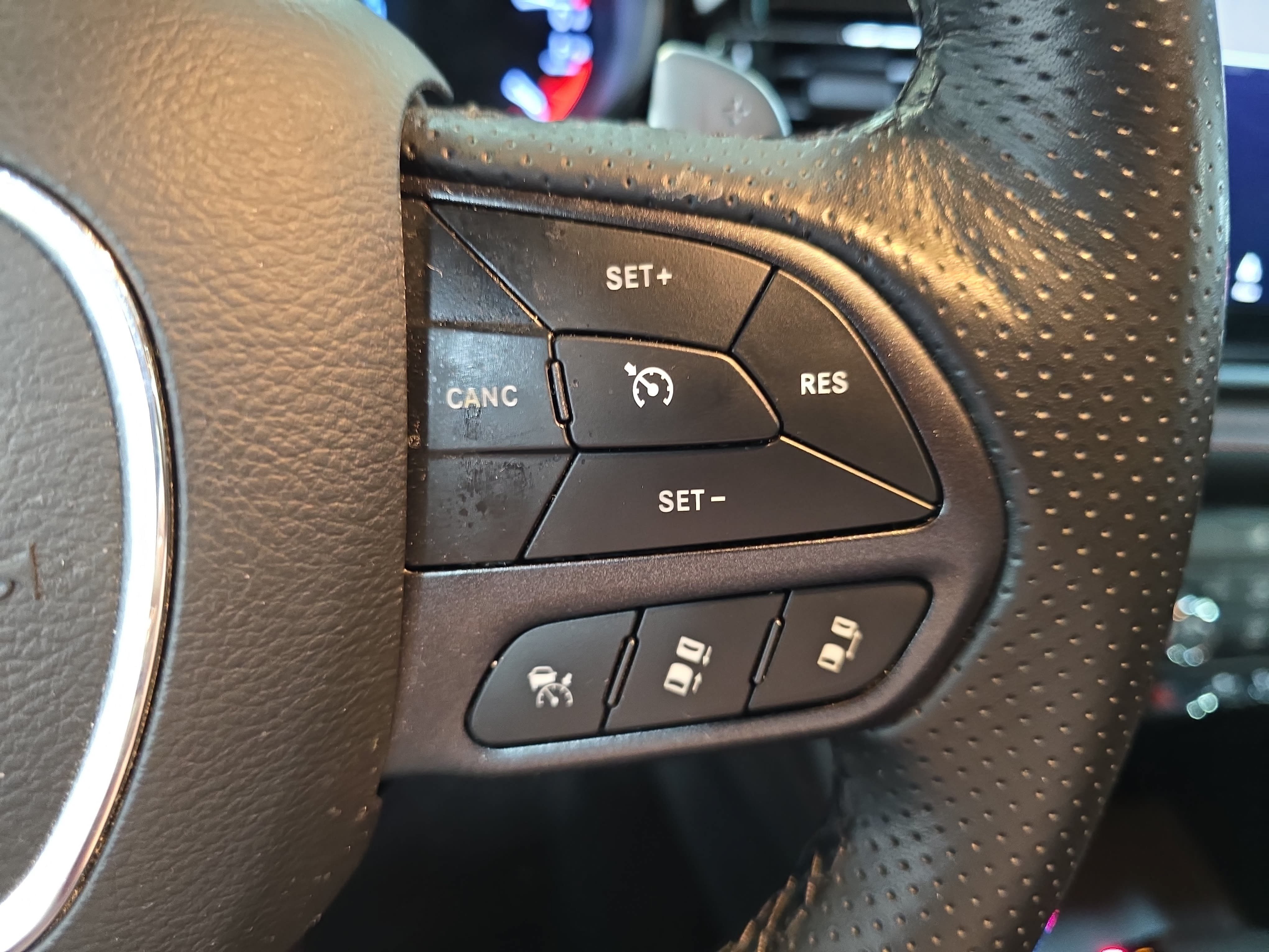 Used 2023 Dodge Durango GT RWD image 15