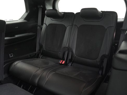 Used 2023 Jeep Grand Cherokee L Laredo image 18