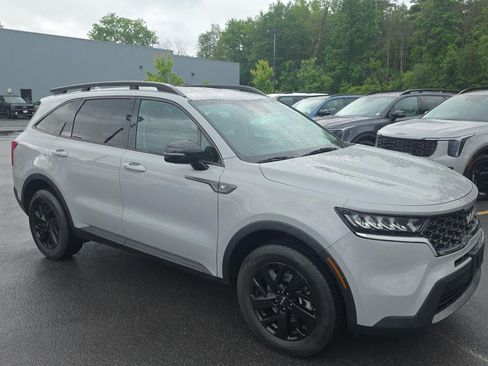 Used 2023 Kia Sorento S AWD/4WD image 15