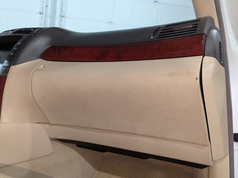 Used 2011 Lexus LS 460 AWD w/ Comfort Pkg image 23