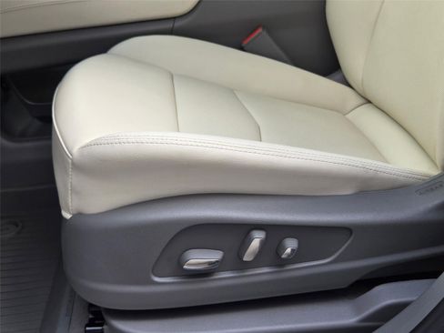 New 2026 Cadillac XT5 Premium Luxury w/ LPO, Floor Liner Package image 27