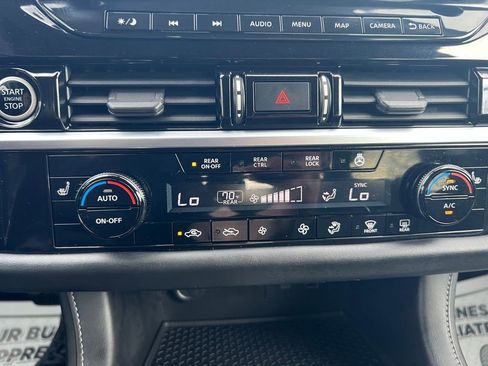 Certified 2022 Nissan Pathfinder SL AWD/4WD image 40