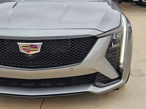 New 2026 Cadillac CT5 V image 5
