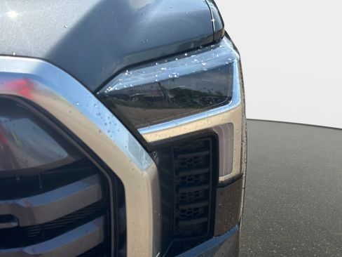 New 2026 Toyota Tundra Limited AWD/4WD image 9