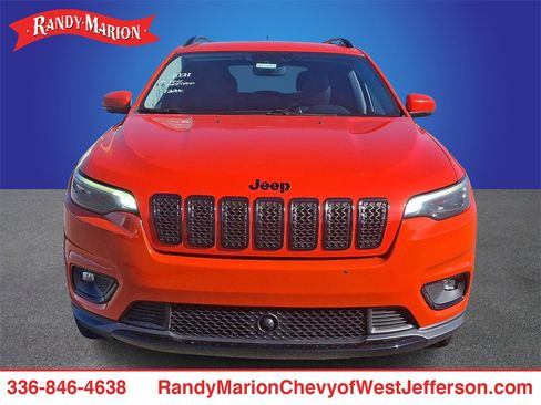Used 2021 Jeep Cherokee Latitude Plus image 2