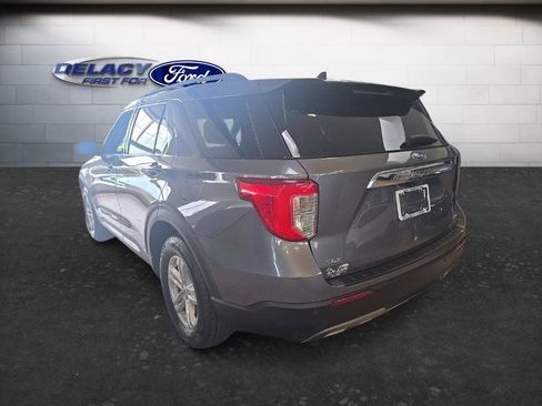 Used 2021 Ford Explorer XLT w/ Equipment Group 202A AWD/4WD image 4