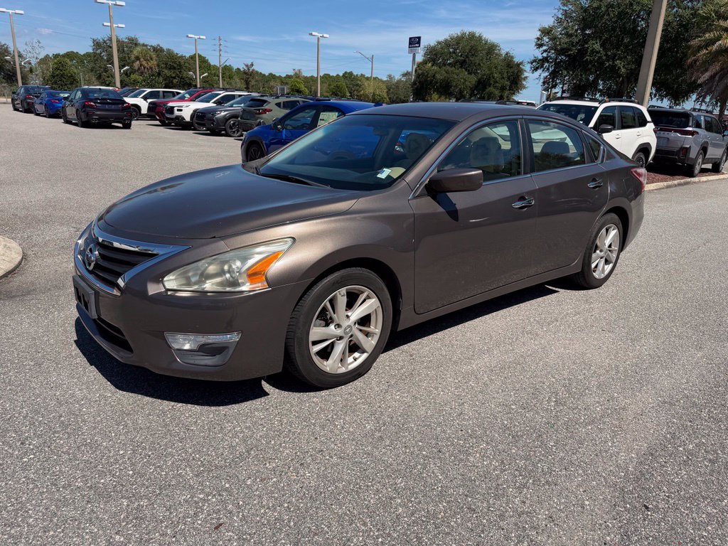 Used 2013 Nissan Altima 2.5 SV FWD image 11