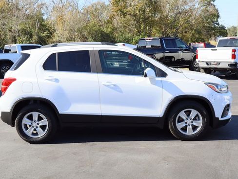Used 2018 Chevrolet Trax LT image 9