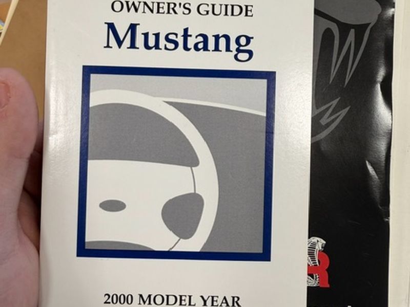 Used 2000 Ford Mustang Cobra RWD image 11