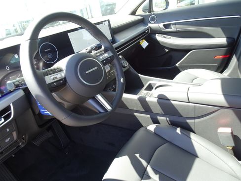 New 2026 Hyundai Sonata Limited FWD image 12