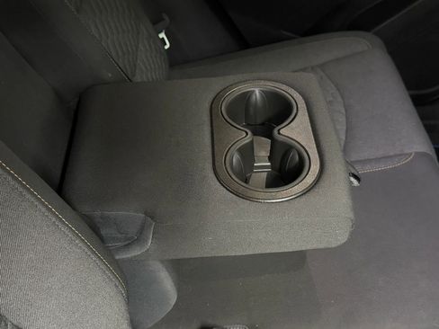 Used 2020 Chevrolet Equinox LT image 30