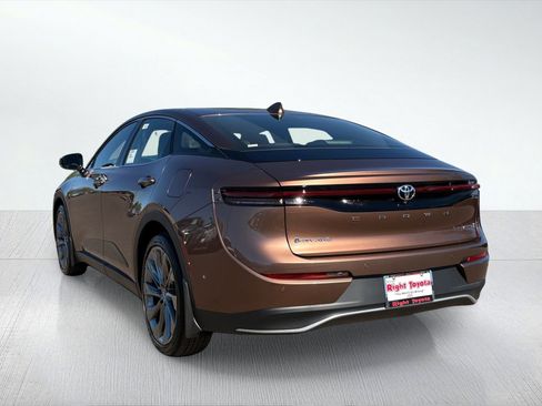 New 2026 Toyota Crown Limited image 4