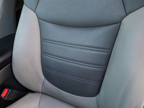 Certified 2019 Toyota RAV4 XLE Premium AWD/4WD image 24