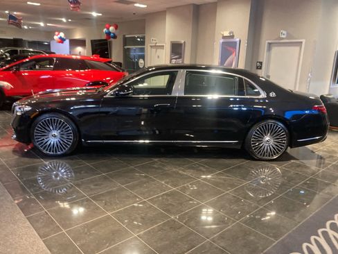 Used 2025 Mercedes-Benz Maybach S 580 4MATIC image 28