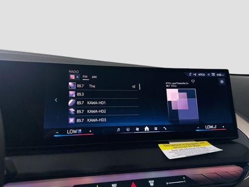 Used 2025 BMW X3 xDrive30i w/ Premium Package image 14