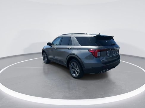 New 2026 Ford Explorer Active image 7