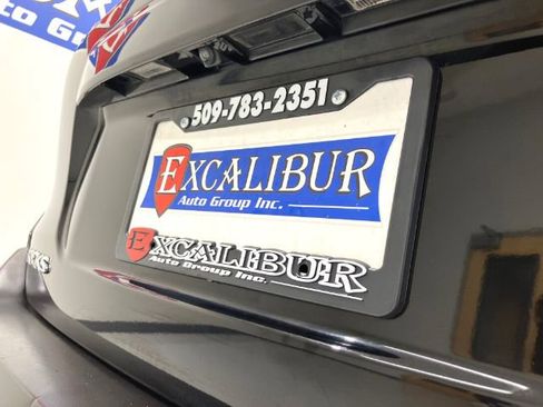 Used 2019 Nissan Kicks S image 11