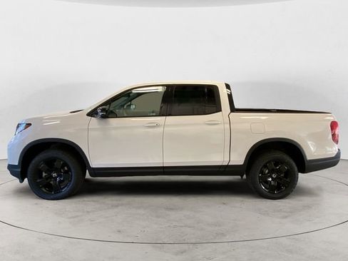 New 2026 Honda Ridgeline Black Edition image 2