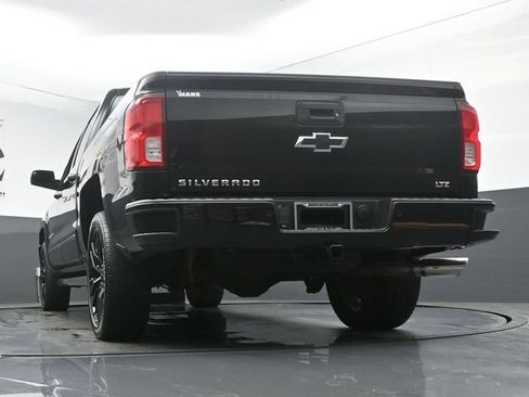 Used 2018 Chevrolet Silverado 1500 LTZ Z71 w/ LTZ Plus Package AWD/4WD image 54