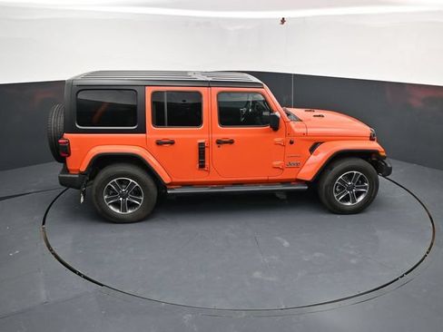 Used 2023 Jeep Wrangler Unlimited Sahara w/ LED Lighting Group AWD/4WD image 47