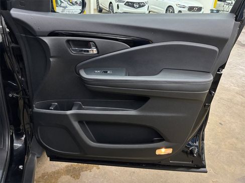 Used 2022 Honda Pilot Touring image 22