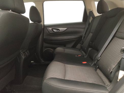 Used 2020 Nissan Rogue S w/ Special Edition Package image 18